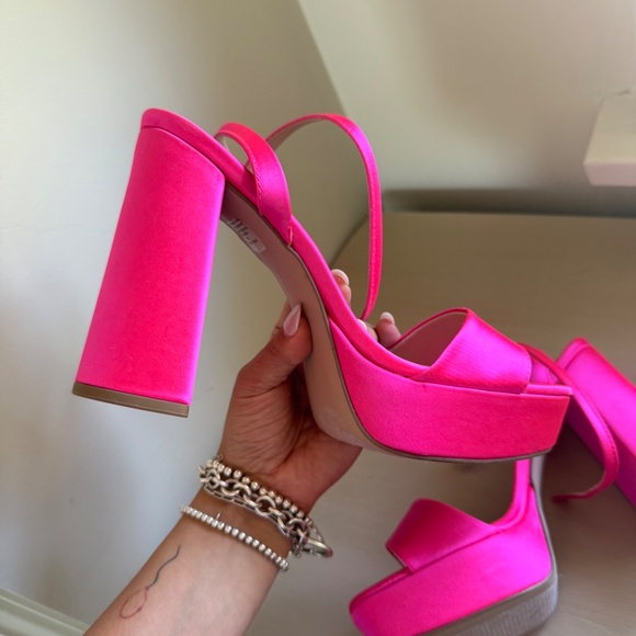 Steve Madden - Hot Pink Satin Platform Heel - Picture 8 of 10